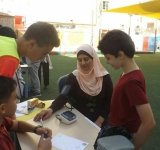 "مبادرة يلا نتعاون على الخير" تنفذ يوم صحي لطلاب مدرسة التلال الذهبية - الأردن