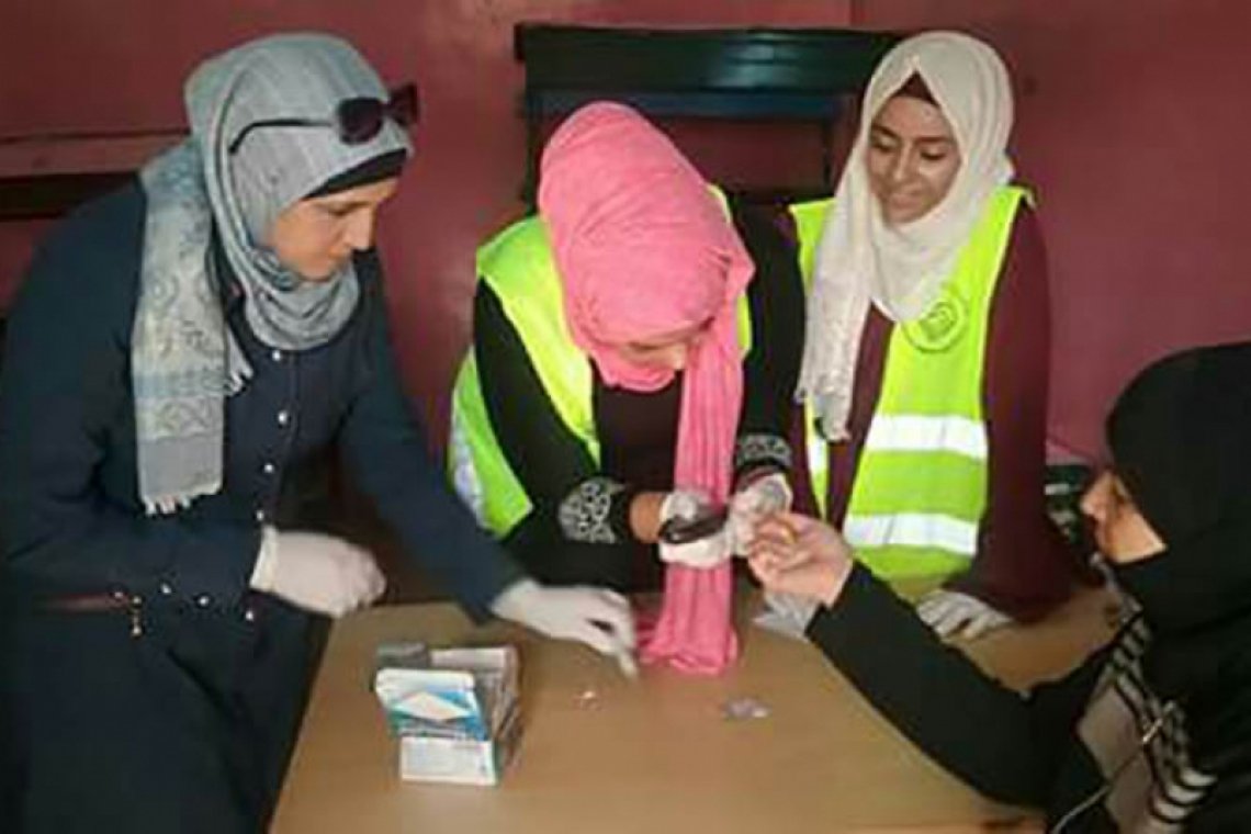 مبادرة "يلا نتعاون على الخير" التطوعية تنفذ اليوم الطبي المجاني في مدرسة "غزية العامرة" في عمان الاردن