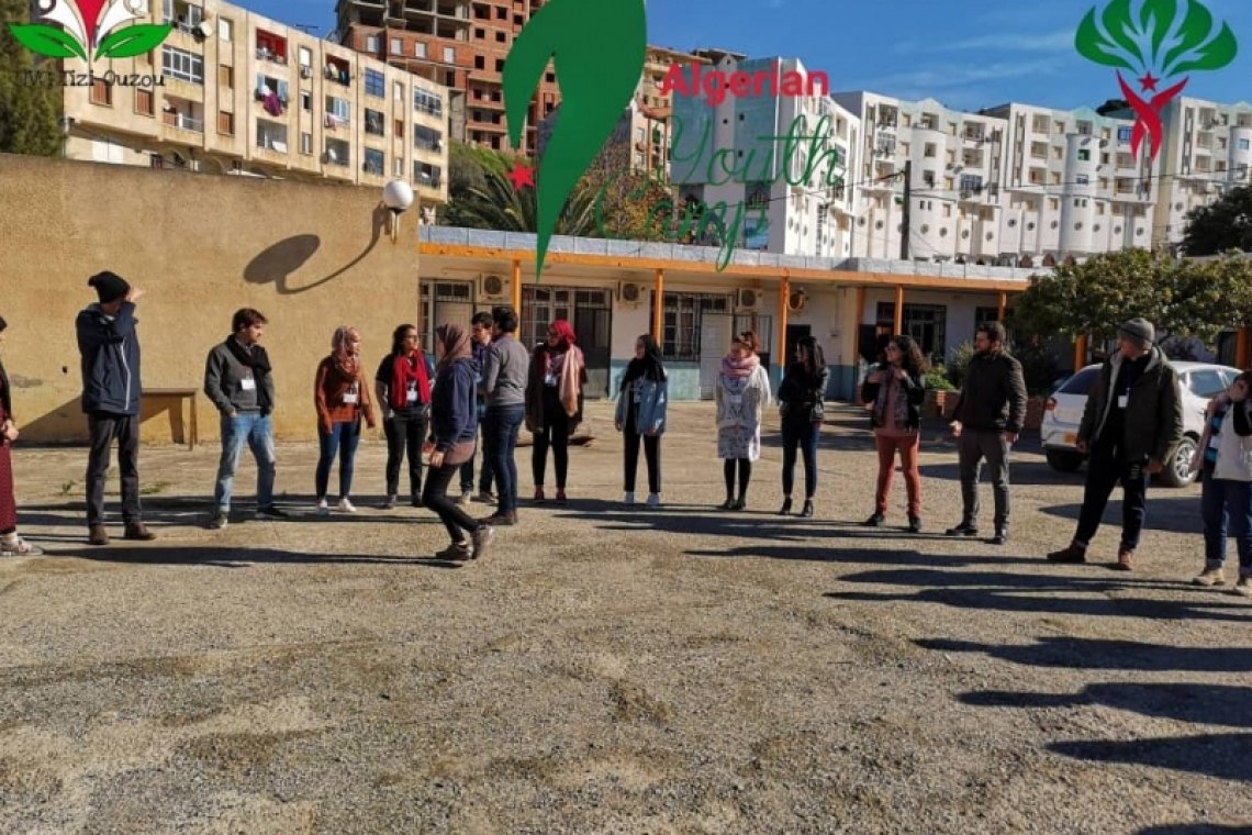 إقامة ورشة تدريبية " تقنيات التواصل وديناميكية الفوج التطوعي " - الجزائر