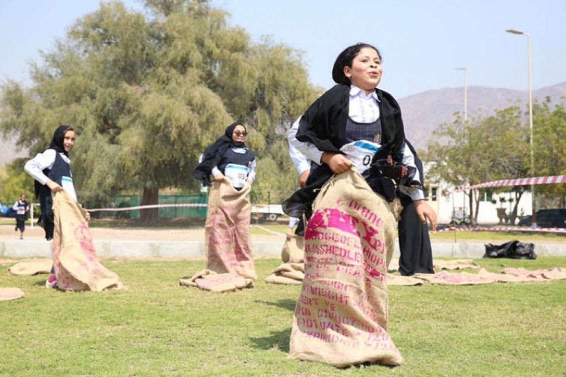 بحضور 200 مشارك .. وبالتزامن مع اليوم الرياضي الوطني مؤسسة وطني الإمارات تنظم سباق التحدي التراثي